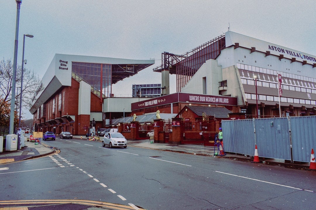 Aston Villa Scrie Istorie: Câștigă Finala Europa League 2026 după o Secetă de 30 de Ani