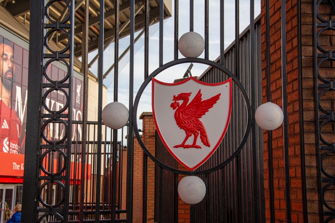 Mohamed Salah Semnează un Contract Nou la Liverpool: Saga Transferului ia Sfârșit!